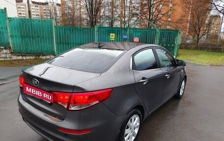 KIA Rio III рестайлинг, 2017 год, 890 000 рублей, 5 фотография