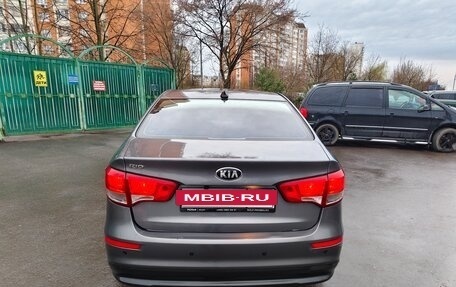 KIA Rio III рестайлинг, 2017 год, 890 000 рублей, 4 фотография