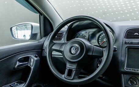 Volkswagen Polo VI (EU Market), 2011 год, 599 000 рублей, 11 фотография