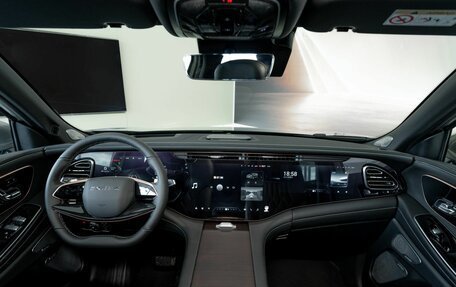 CheryExeed VX, 2025 год, 5 651 080 рублей, 12 фотография