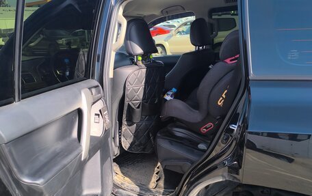 Toyota Land Cruiser Prado 150 рестайлинг 2, 2020 год, 7 400 000 рублей, 9 фотография