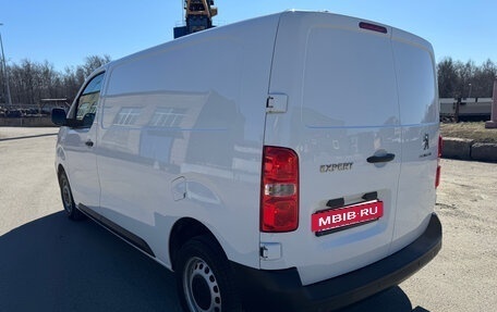 Peugeot Expert, 2022 год, 2 970 000 рублей, 4 фотография