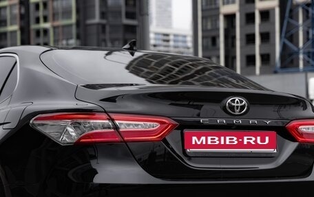 Toyota Camry, 2019 год, 2 990 000 рублей, 9 фотография