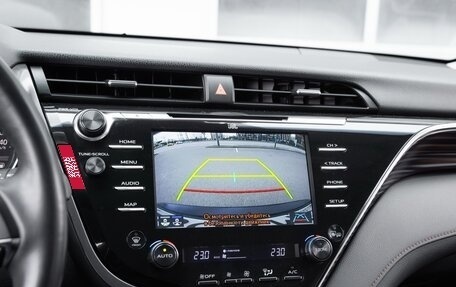 Toyota Camry, 2019 год, 2 990 000 рублей, 21 фотография