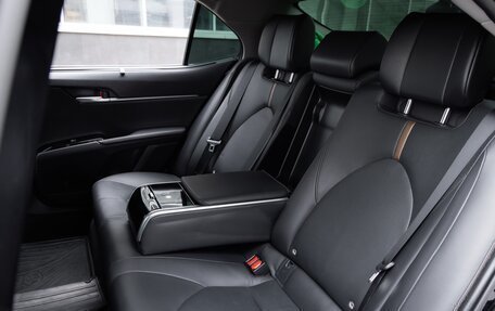 Toyota Camry, 2019 год, 2 990 000 рублей, 33 фотография