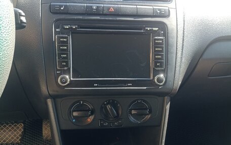 Volkswagen Polo VI (EU Market), 2011 год, 820 000 рублей, 8 фотография