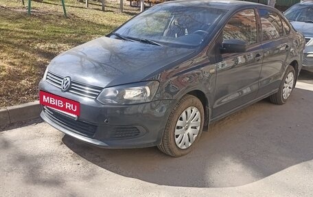 Volkswagen Polo VI (EU Market), 2011 год, 820 000 рублей, 2 фотография
