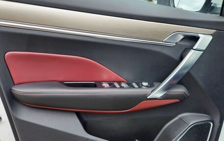 Geely Coolray I, 2023 год, 1 950 000 рублей, 5 фотография