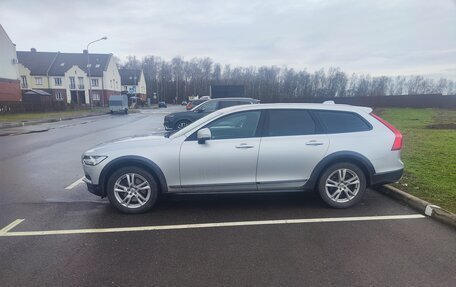 Volvo V90 Cross Country I рестайлинг, 2019 год, 2 400 000 рублей, 5 фотография