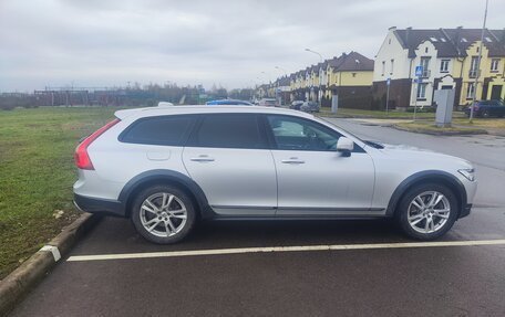 Volvo V90 Cross Country I рестайлинг, 2019 год, 2 400 000 рублей, 2 фотография