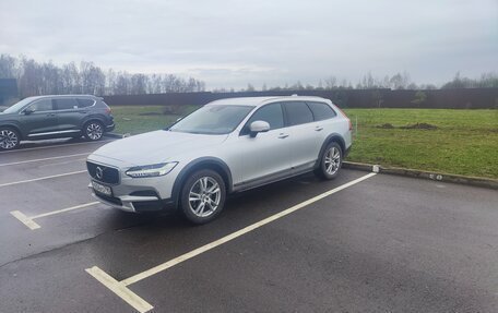 Volvo V90 Cross Country I рестайлинг, 2019 год, 2 400 000 рублей, 6 фотография