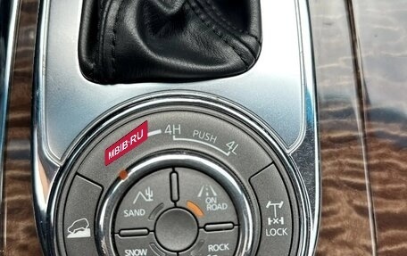 Nissan Patrol, 2013 год, 2 280 000 рублей, 30 фотография