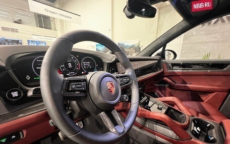 Porsche Cayenne III, 2025 год, 28 000 000 рублей, 11 фотография