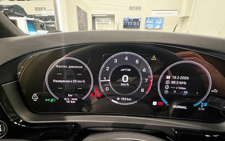 Porsche Cayenne III, 2025 год, 28 000 000 рублей, 18 фотография