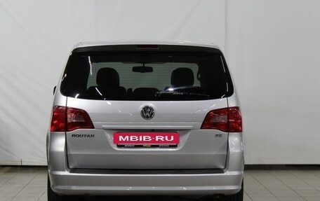 Volkswagen Routan, 2010 год, 1 170 000 рублей, 7 фотография