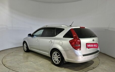 KIA cee'd I рестайлинг, 2011 год, 850 000 рублей, 10 фотография