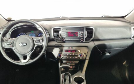 KIA Sportage IV рестайлинг, 2018 год, 1 800 000 рублей, 10 фотография