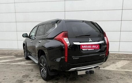 Mitsubishi Pajero Sport III рестайлинг, 2020 год, 2 920 000 рублей, 9 фотография