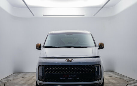 Hyundai Staria, 2022 год, 5 590 000 рублей, 2 фотография