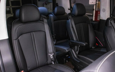 Hyundai Staria, 2022 год, 5 590 000 рублей, 10 фотография