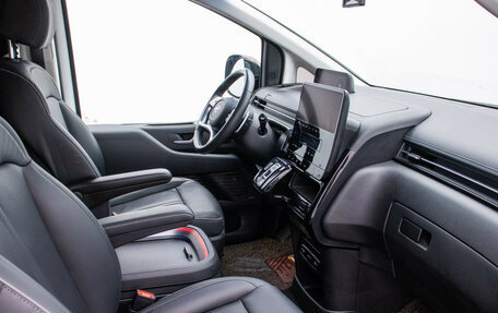 Hyundai Staria, 2022 год, 5 590 000 рублей, 7 фотография