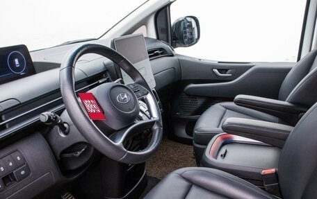 Hyundai Staria, 2022 год, 5 590 000 рублей, 8 фотография