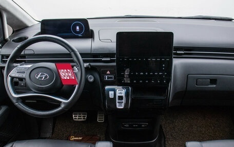 Hyundai Staria, 2022 год, 5 590 000 рублей, 12 фотография