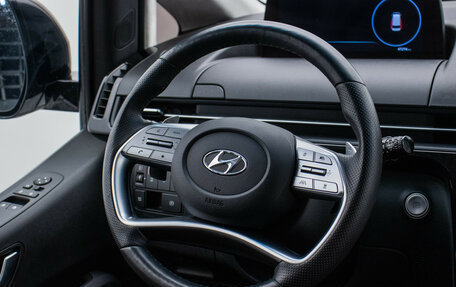 Hyundai Staria, 2022 год, 5 590 000 рублей, 14 фотография