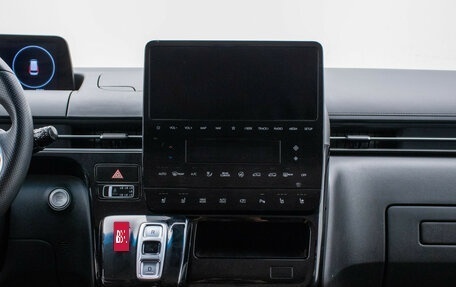 Hyundai Staria, 2022 год, 5 590 000 рублей, 13 фотография