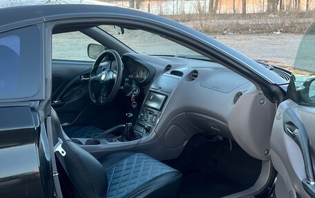 Toyota Celica VII рестайлинг, 2001 год, 530 000 рублей, 11 фотография