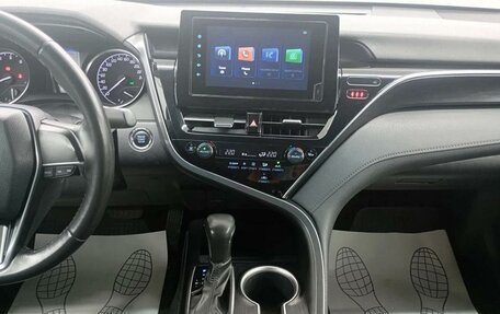 Toyota Camry, 2023 год, 3 211 000 рублей, 5 фотография