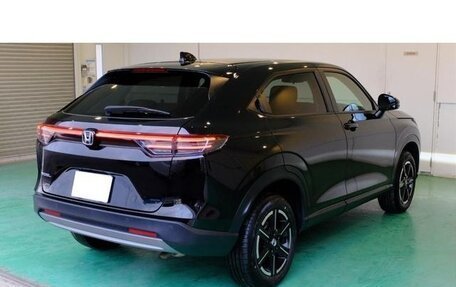 Honda Vezel, 2023 год, 1 934 000 рублей, 7 фотография