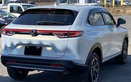 Honda Vezel, 2023 год, 1 723 000 рублей, 6 фотография