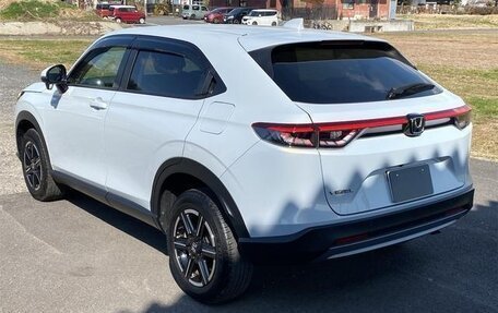 Honda Vezel, 2023 год, 1 723 000 рублей, 7 фотография