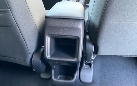 Honda Vezel, 2023 год, 1 723 000 рублей, 22 фотография