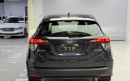 Honda Vezel, 2022 год, 1 683 000 рублей, 4 фотография