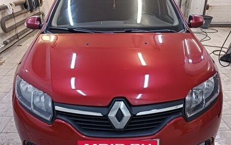 Renault Logan II, 2015 год, 610 000 рублей, 1 фотография