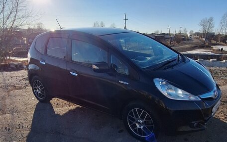 Honda Fit III, 2012 год, 895 000 рублей, 2 фотография
