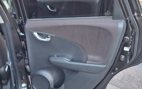 Honda Fit III, 2012 год, 895 000 рублей, 10 фотография