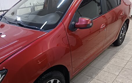 Renault Logan II, 2015 год, 610 000 рублей, 2 фотография