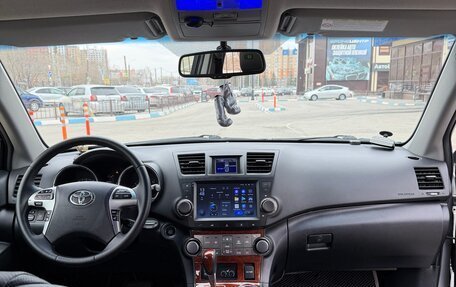 Toyota Highlander III, 2011 год, 1 999 999 рублей, 11 фотография