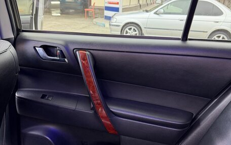 Toyota Highlander III, 2011 год, 1 999 999 рублей, 14 фотография