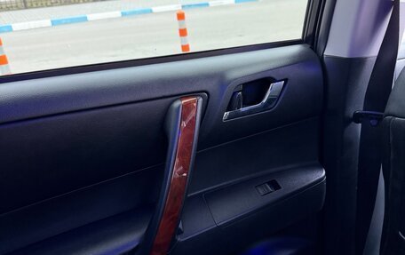 Toyota Highlander III, 2011 год, 1 999 999 рублей, 15 фотография