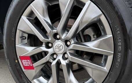 Toyota Highlander III, 2011 год, 1 999 999 рублей, 17 фотография