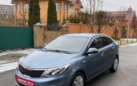 KIA Rio III рестайлинг, 2015 год, 975 000 рублей, 2 фотография