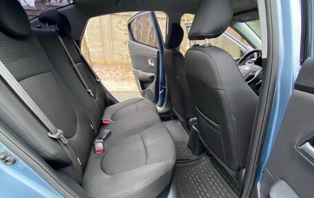 KIA Rio III рестайлинг, 2015 год, 975 000 рублей, 13 фотография