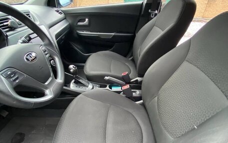 KIA Rio III рестайлинг, 2015 год, 975 000 рублей, 16 фотография