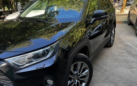 Toyota RAV4, 2020 год, 3 750 000 рублей, 7 фотография