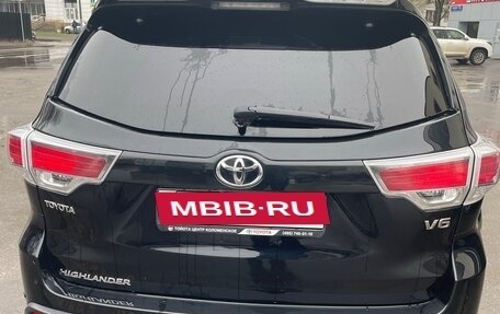 Toyota Highlander III, 2014 год, 2 750 000 рублей, 4 фотография