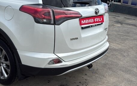 Toyota RAV4, 2016 год, 2 450 000 рублей, 2 фотография